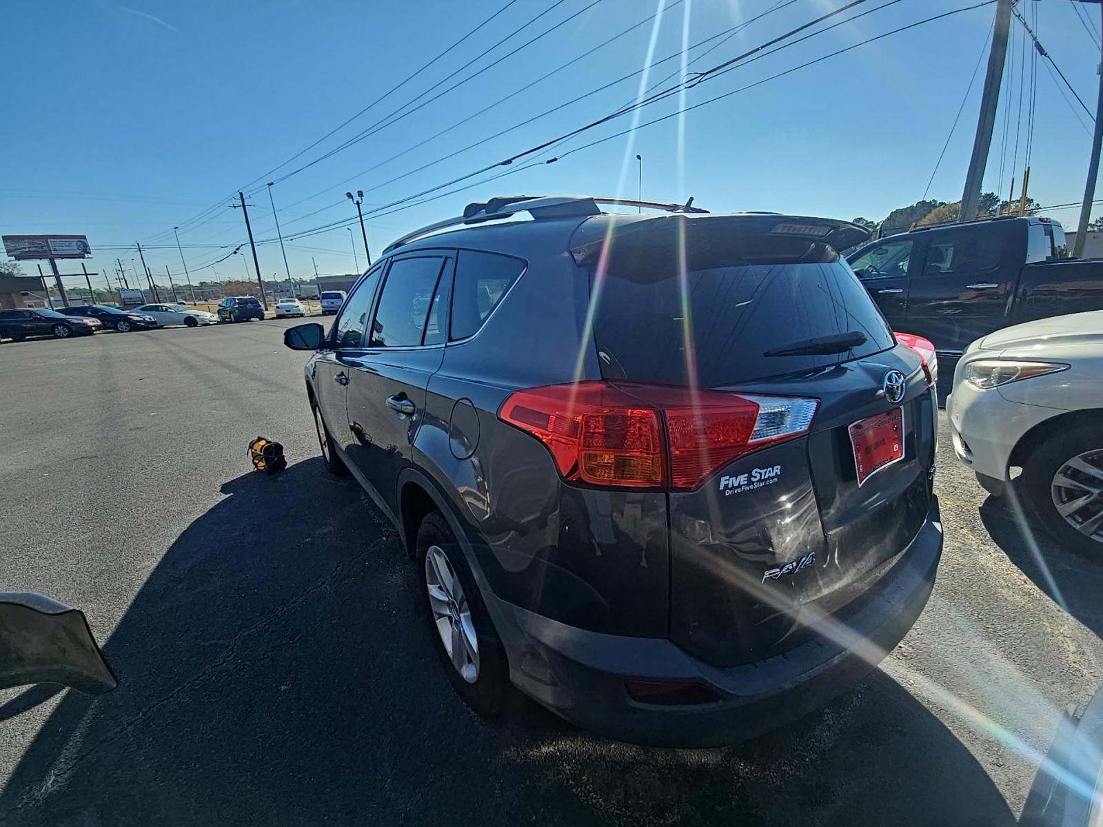 Toyota RAV4 2014 — photo 2