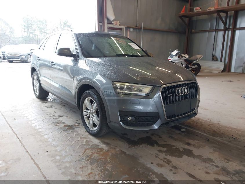 Audi Q3 2014 — photo 2