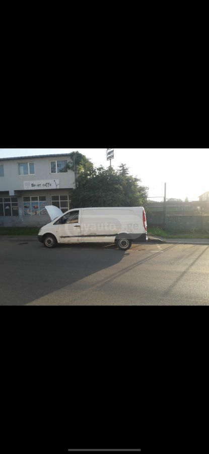 Mercedes-Benz Vito 2004 — photo 2