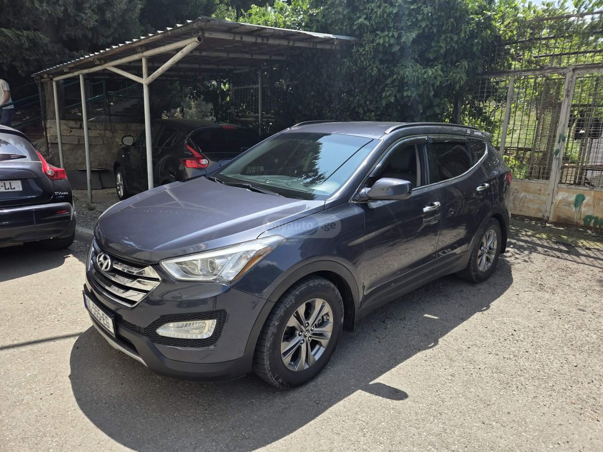 Hyundai Santa Fe 2013 — photo 2