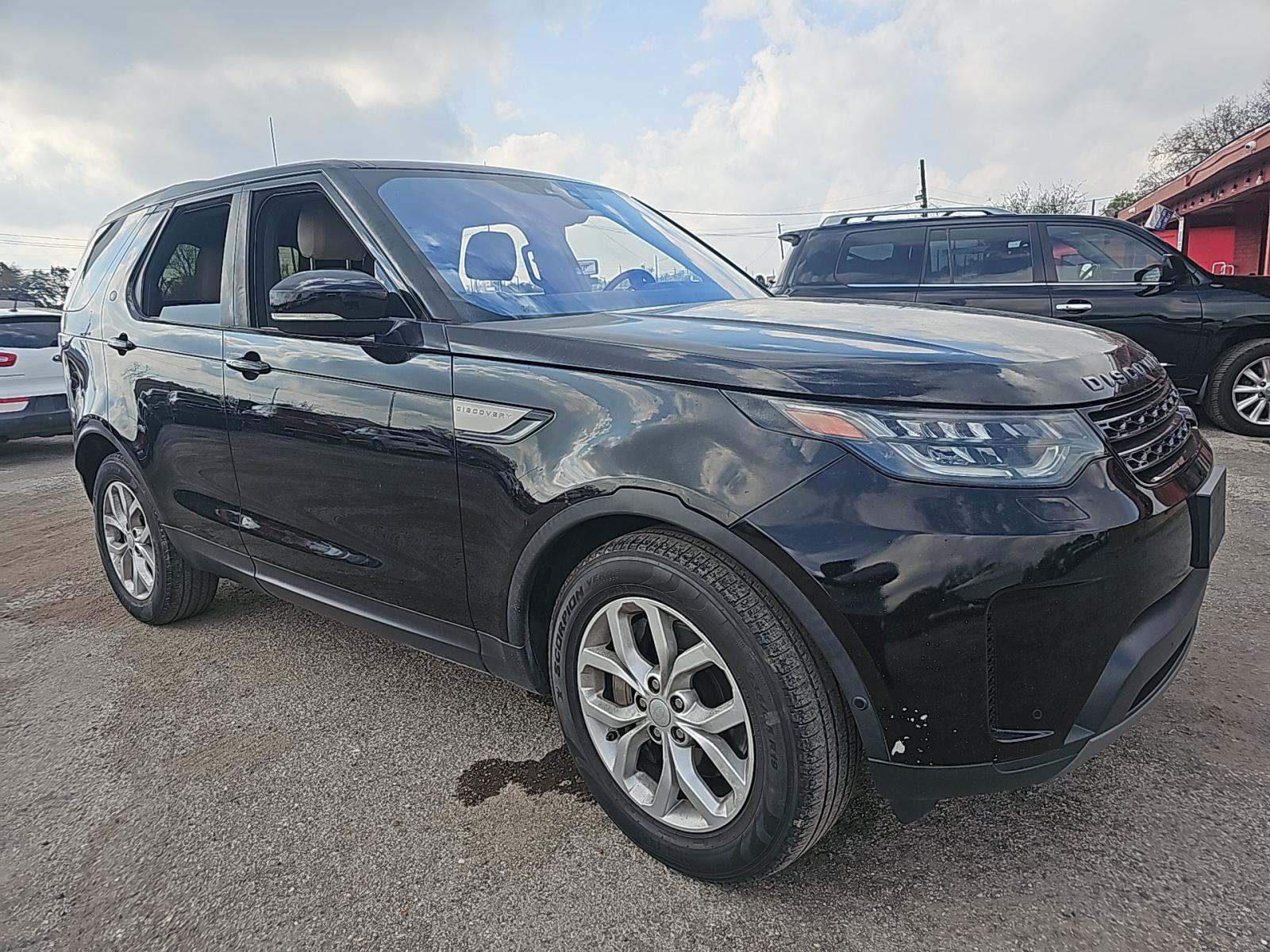 Land Rover Discovery 2019 — photo 2