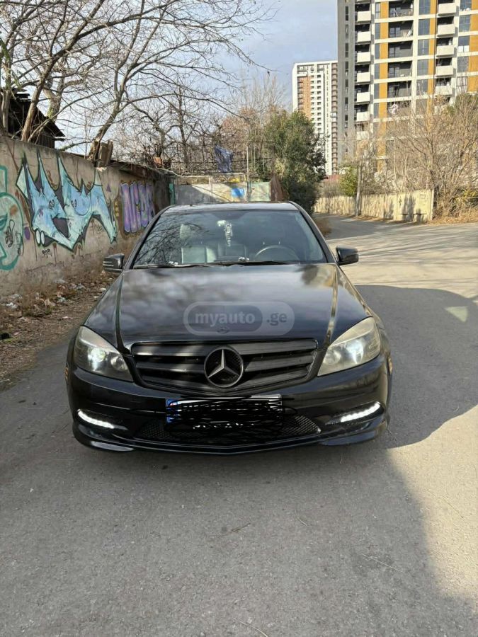 Mercedes-Benz C 300