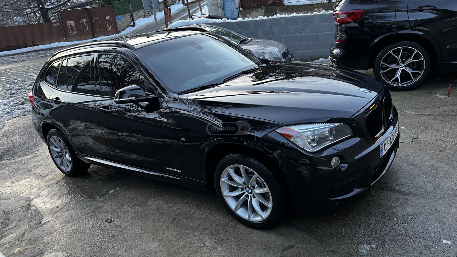 BMW iX 2013 — photo 2