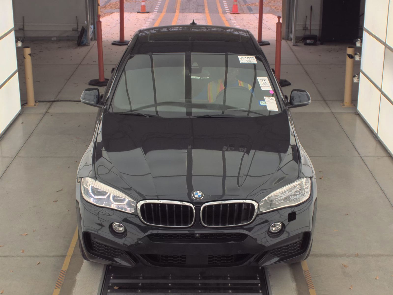 BMW X6 2018 — photo 2