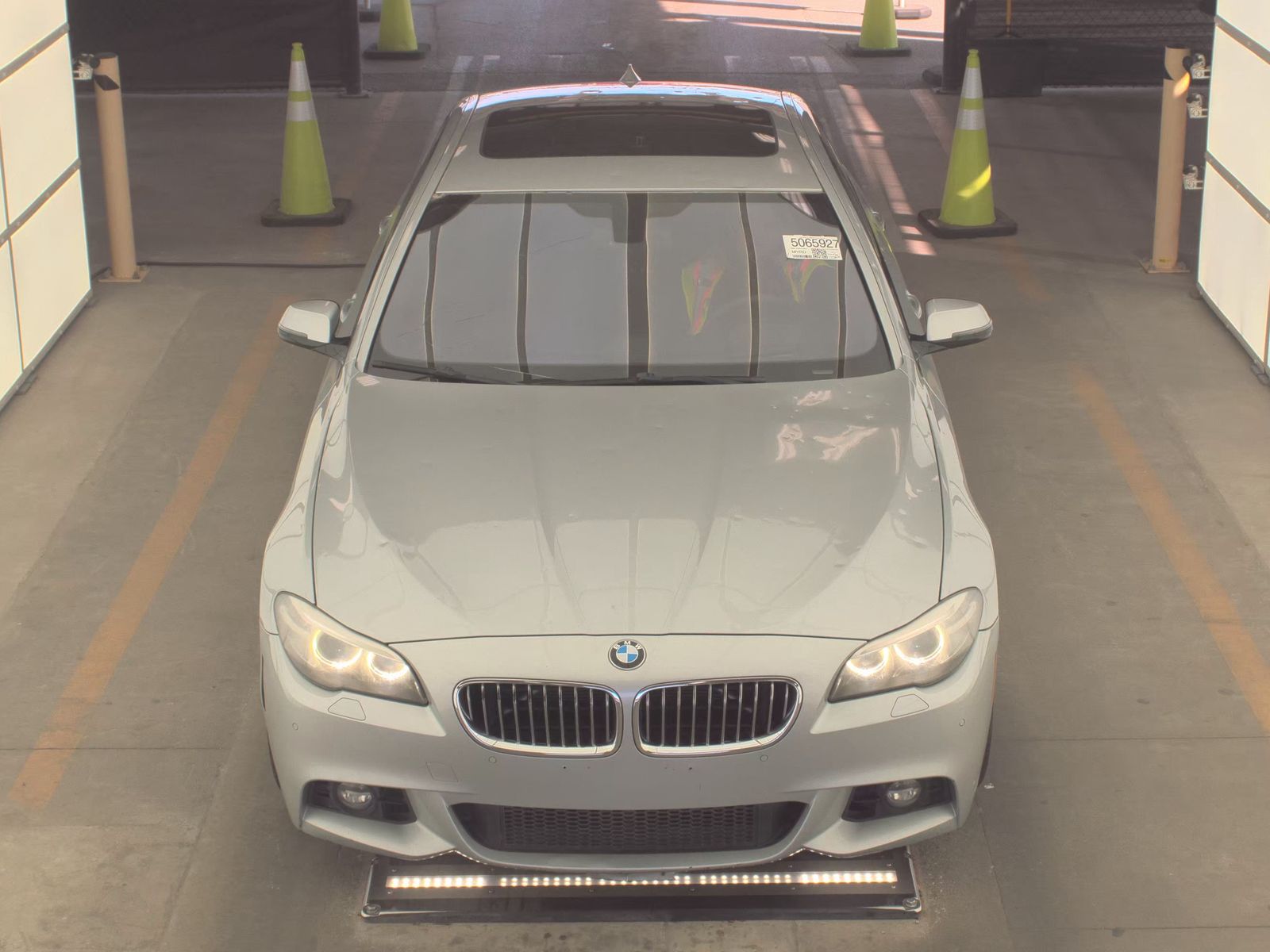 BMW 528 2015 — photo 2