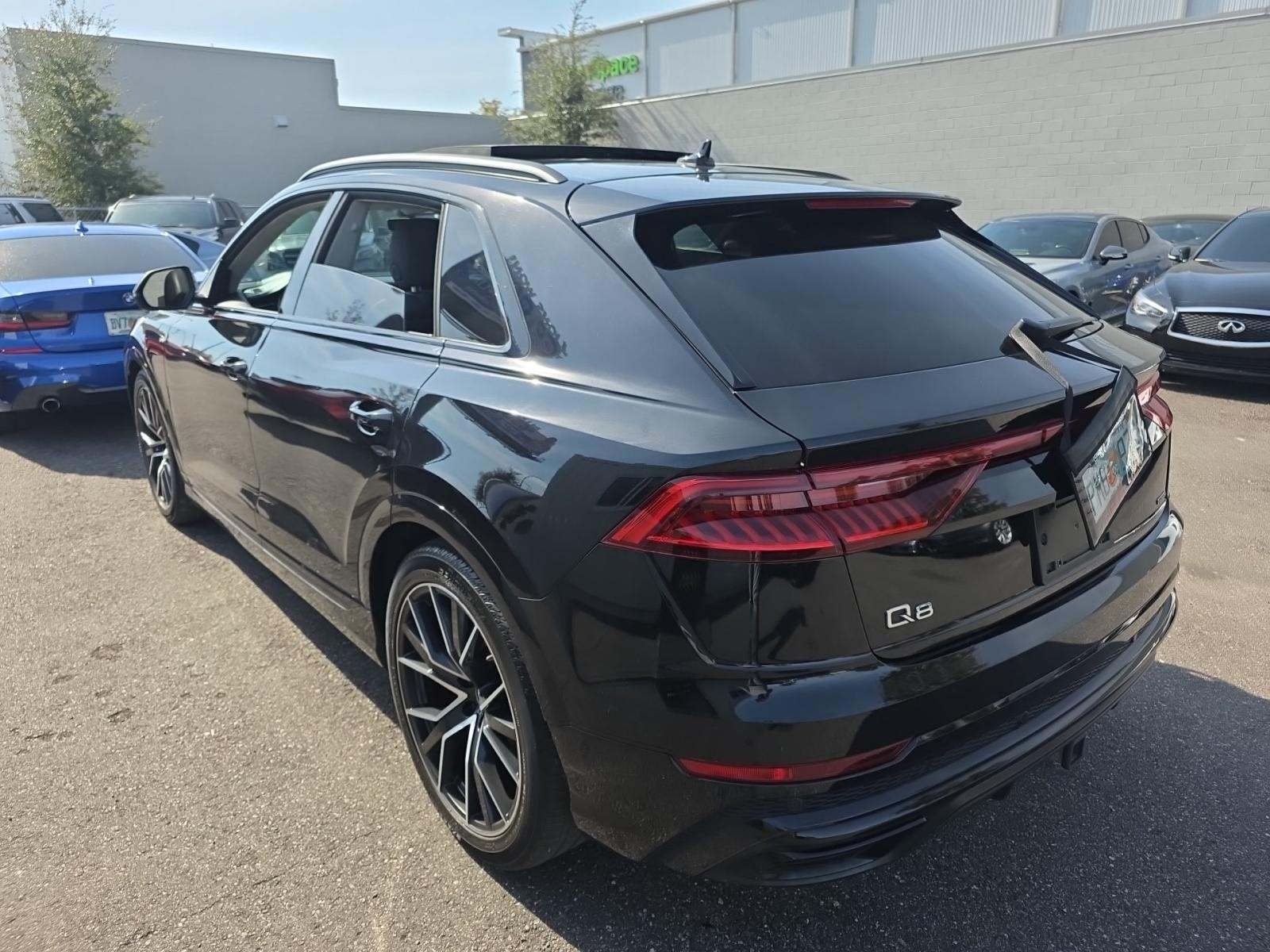 Audi Q8 2020 — photo 2