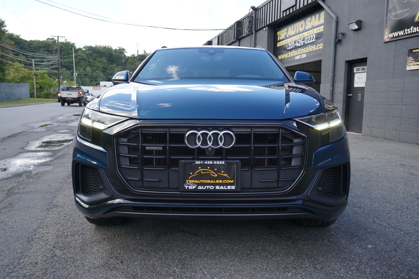 Audi Q8 2019 — photo 2