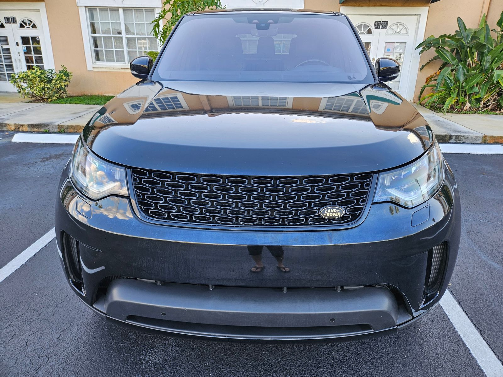 Land Rover Discovery 2019 — photo 2