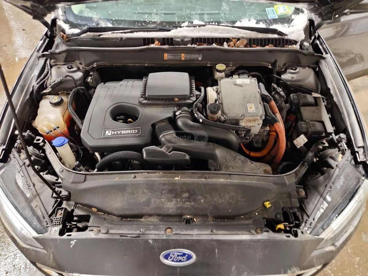 Ford Fusion 2018 — photo 2