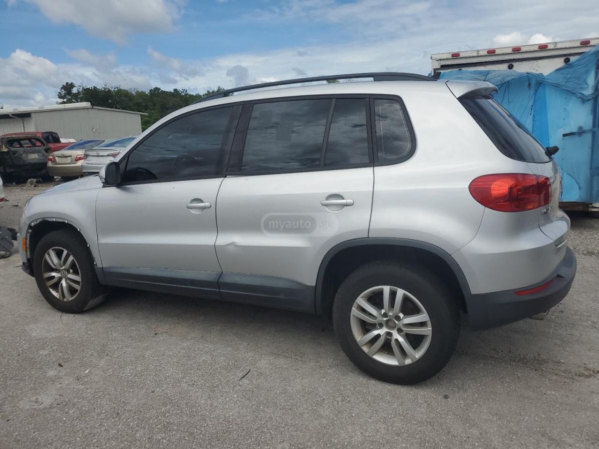Volkswagen Tiguan 2015 — photo 2