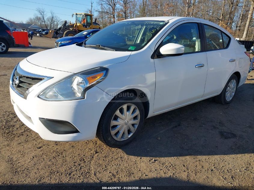 Nissan Versa 2017 — photo 2
