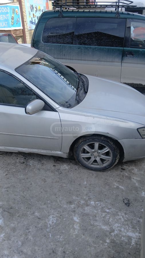 Subaru Legacy 2003 — photo 2
