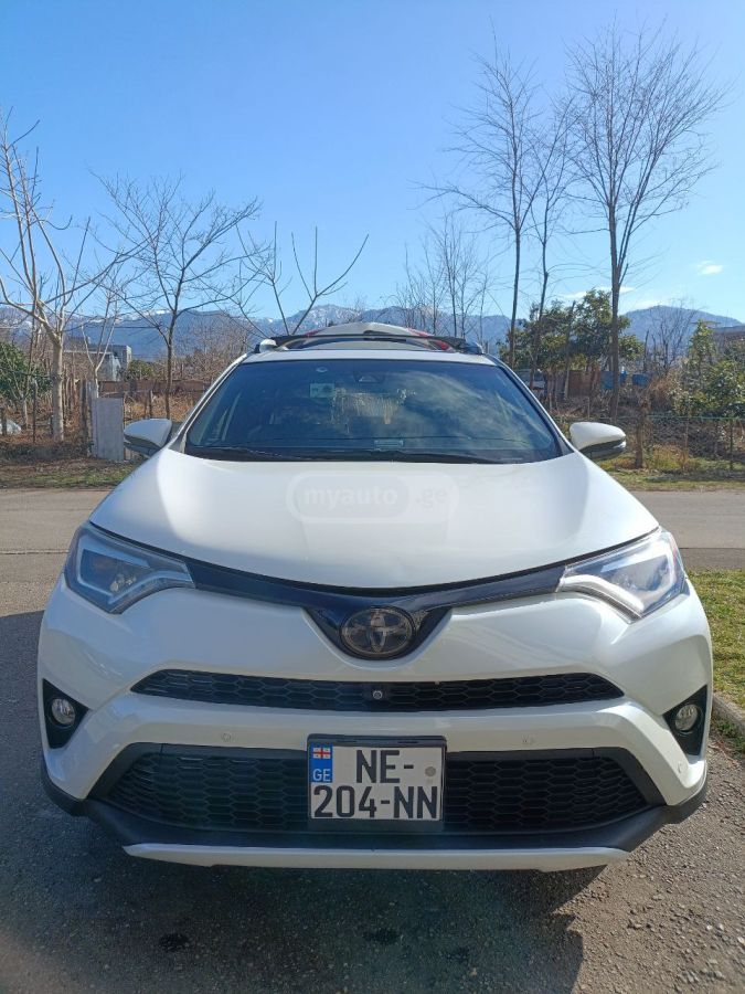 Toyota RAV4 2016 — photo 2