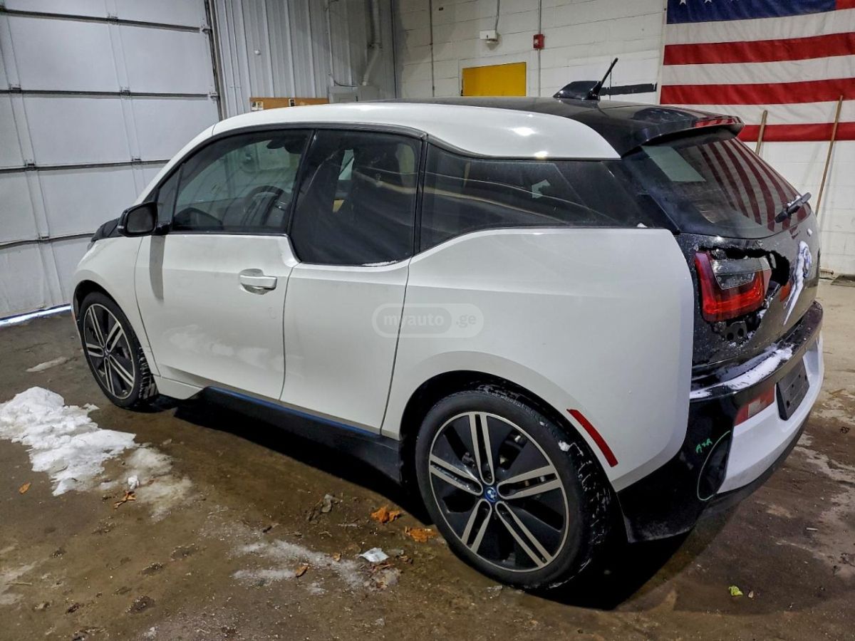 BMW i3 2015 — photo 2
