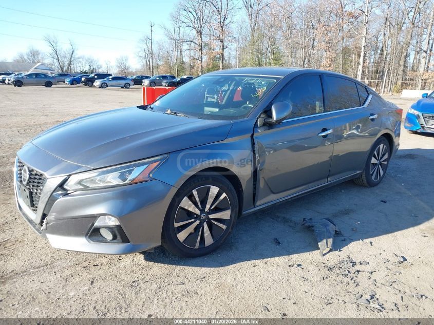 Nissan Altima 2019 — photo 2