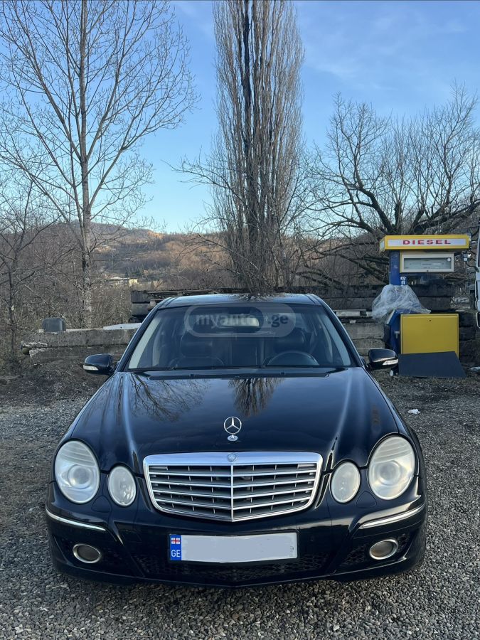 Mercedes-Benz E 280