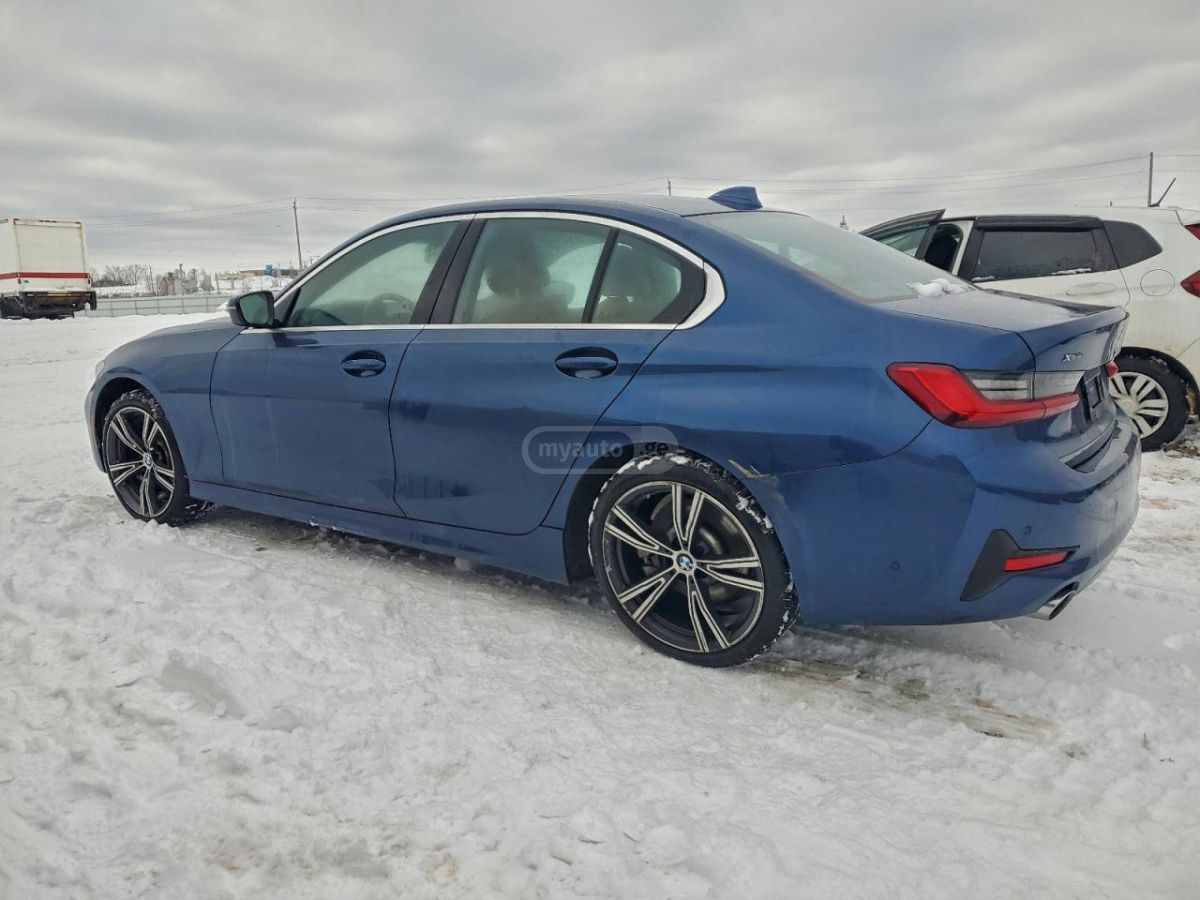 BMW X5 2021 — photo 2