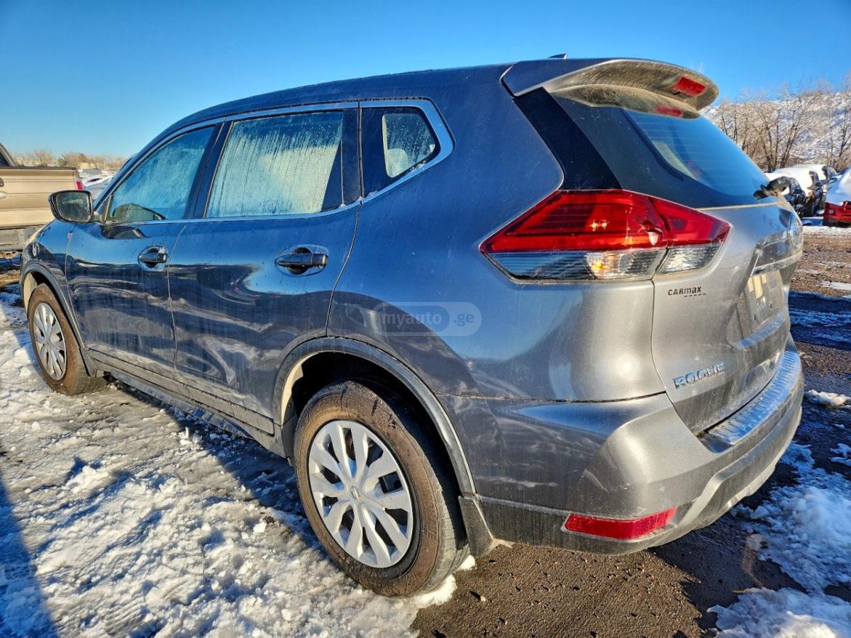 Nissan Rogue 2017 — photo 2