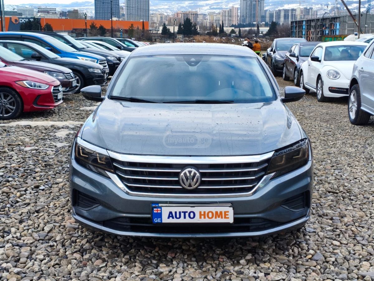 Volkswagen Passat 2020 — photo 2