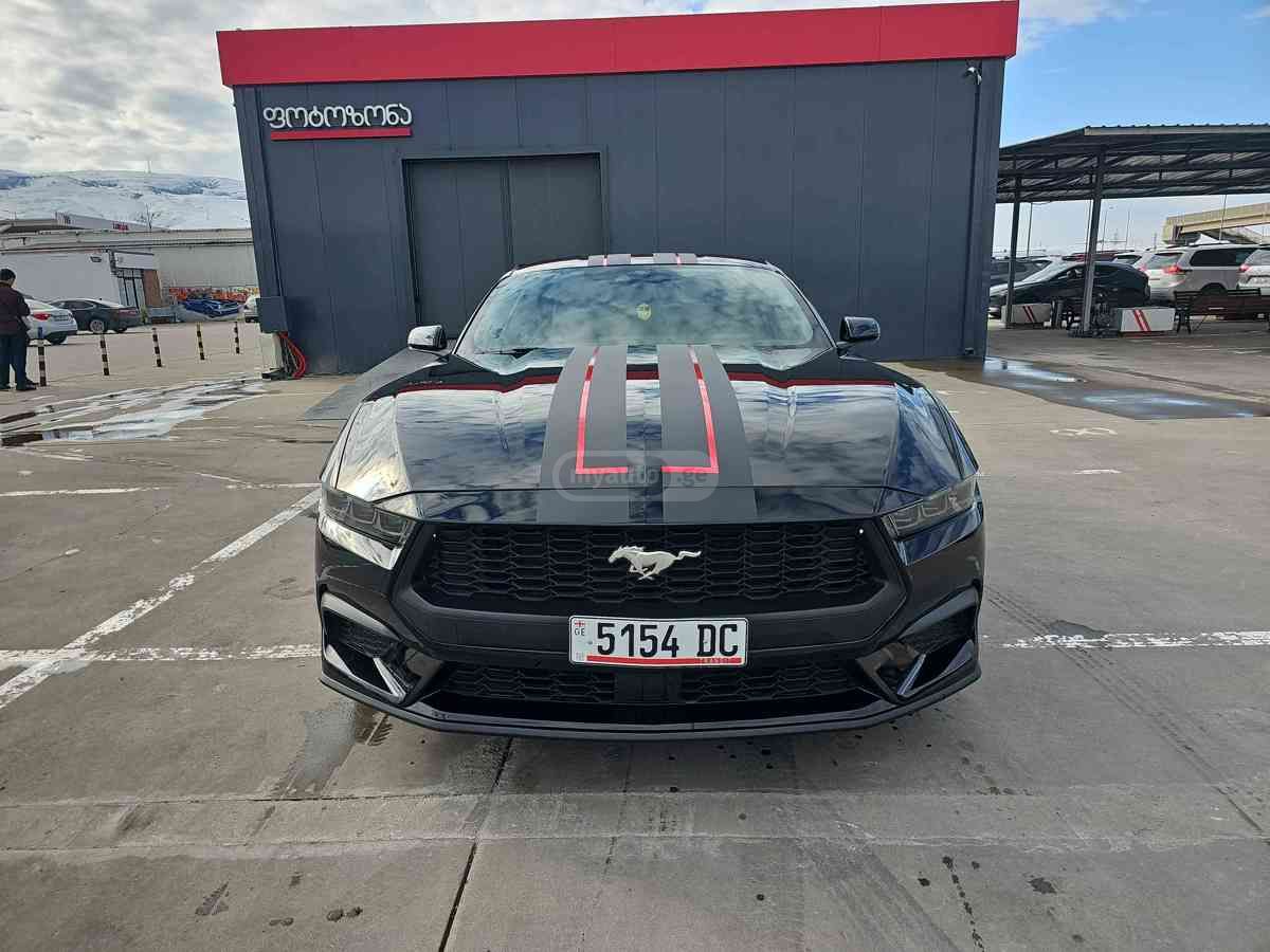 Ford Mustang 2025 — photo 2