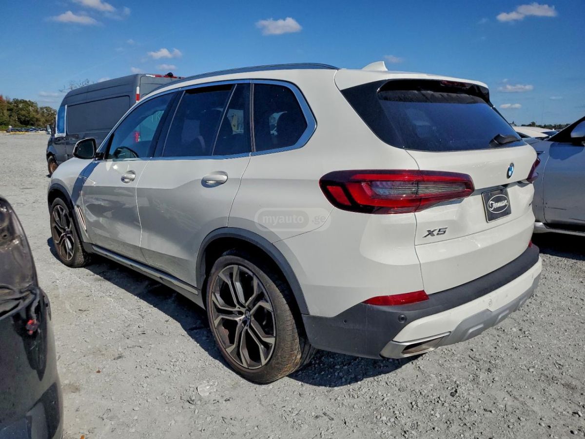BMW X5 2023 — photo 2