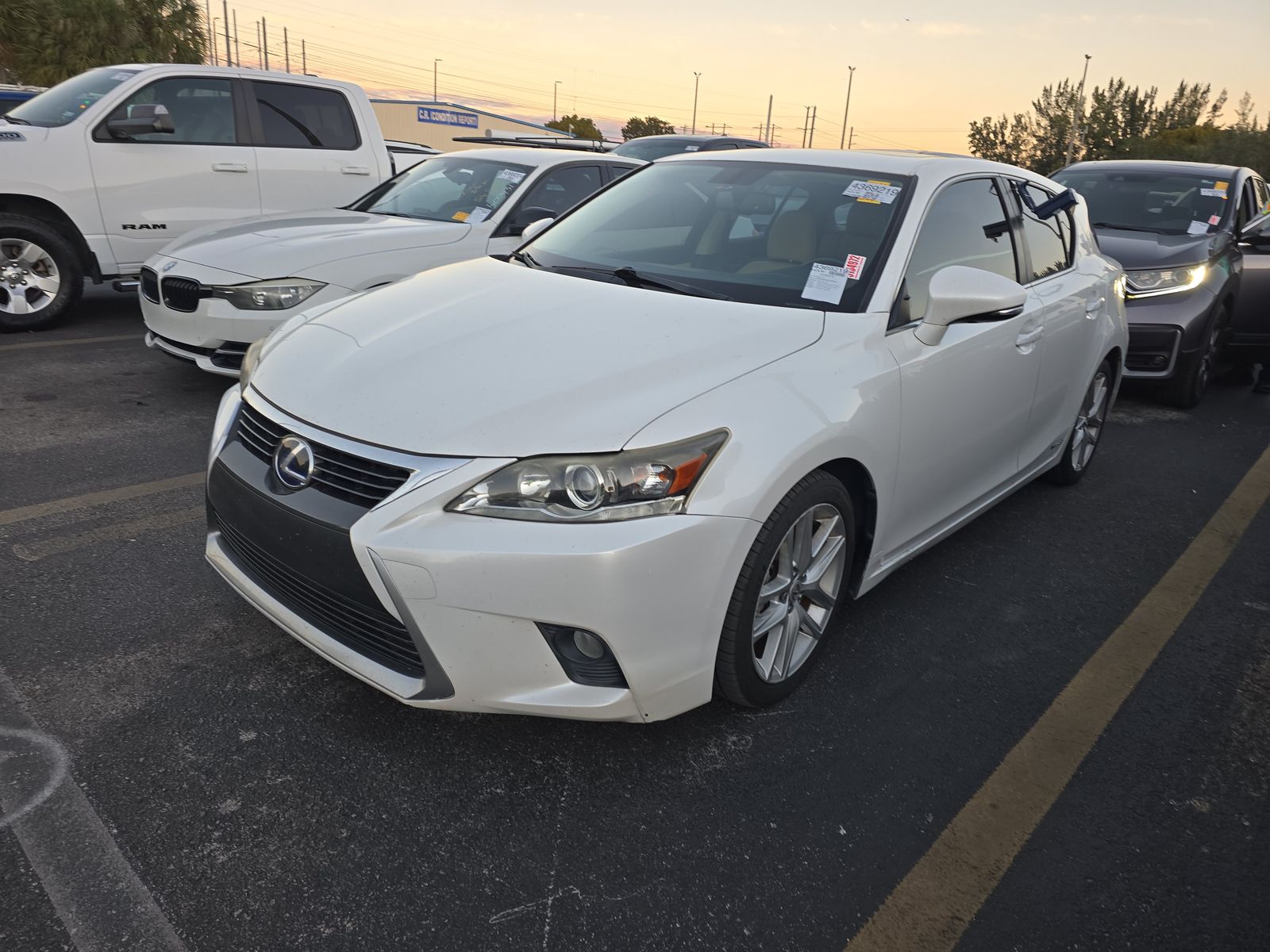 Lexus CT 200 h