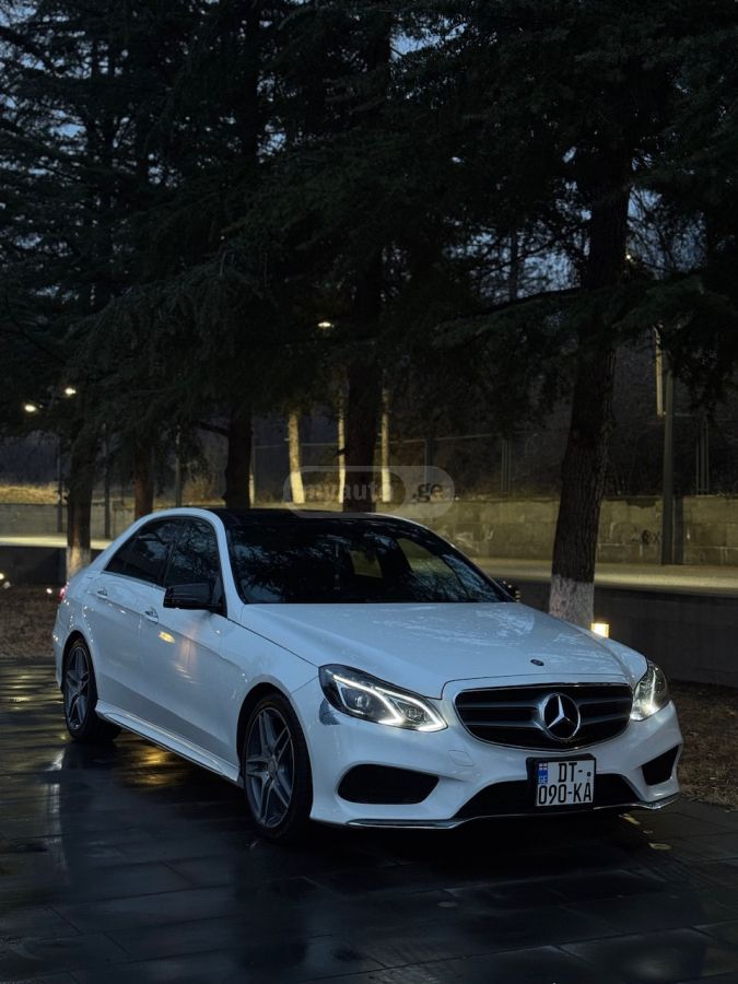 Mercedes-Benz E 350 2014 — photo 2