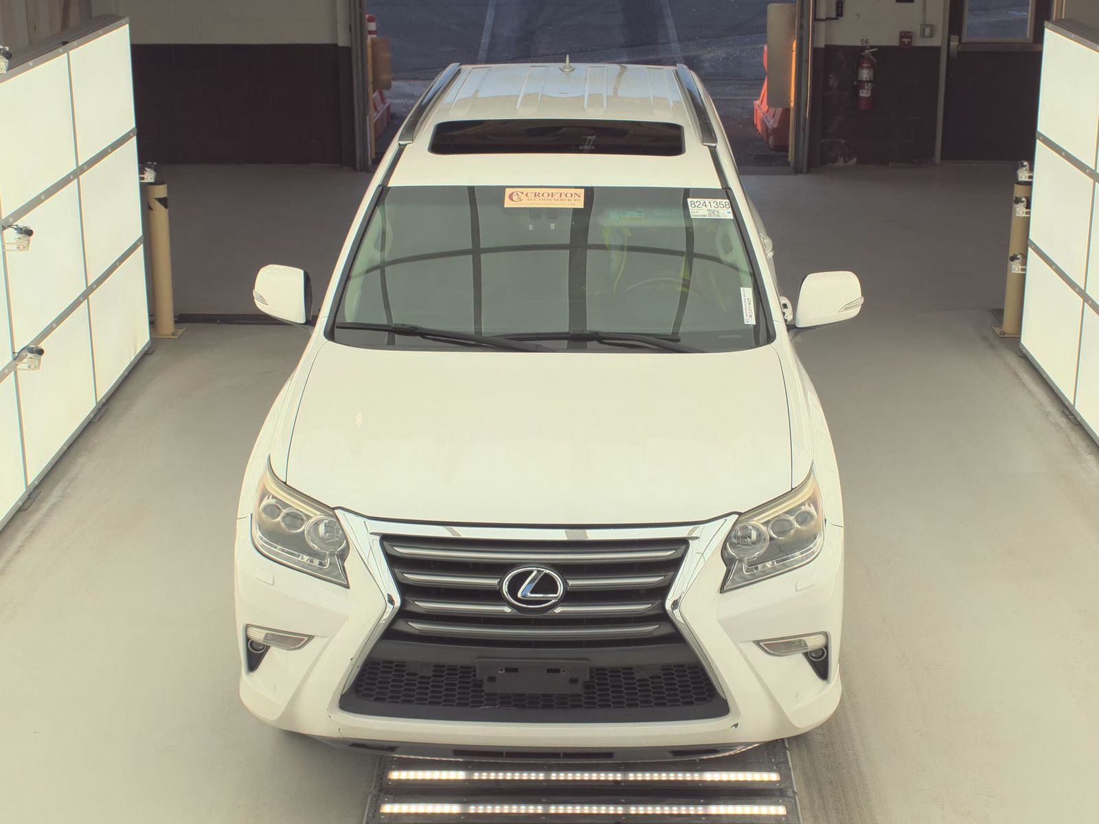 Lexus GX 460 2014 — photo 2