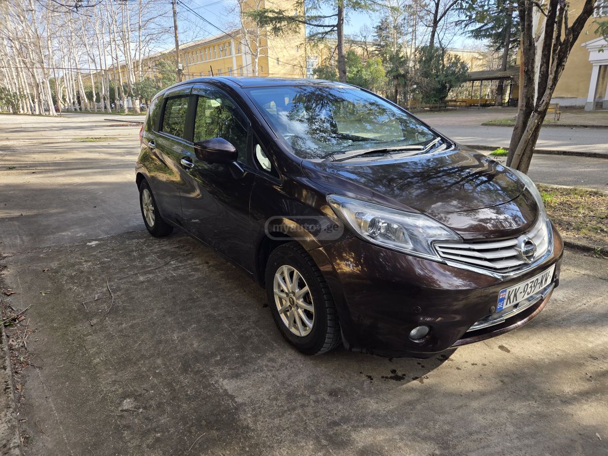 Nissan Note 2015 — photo 2