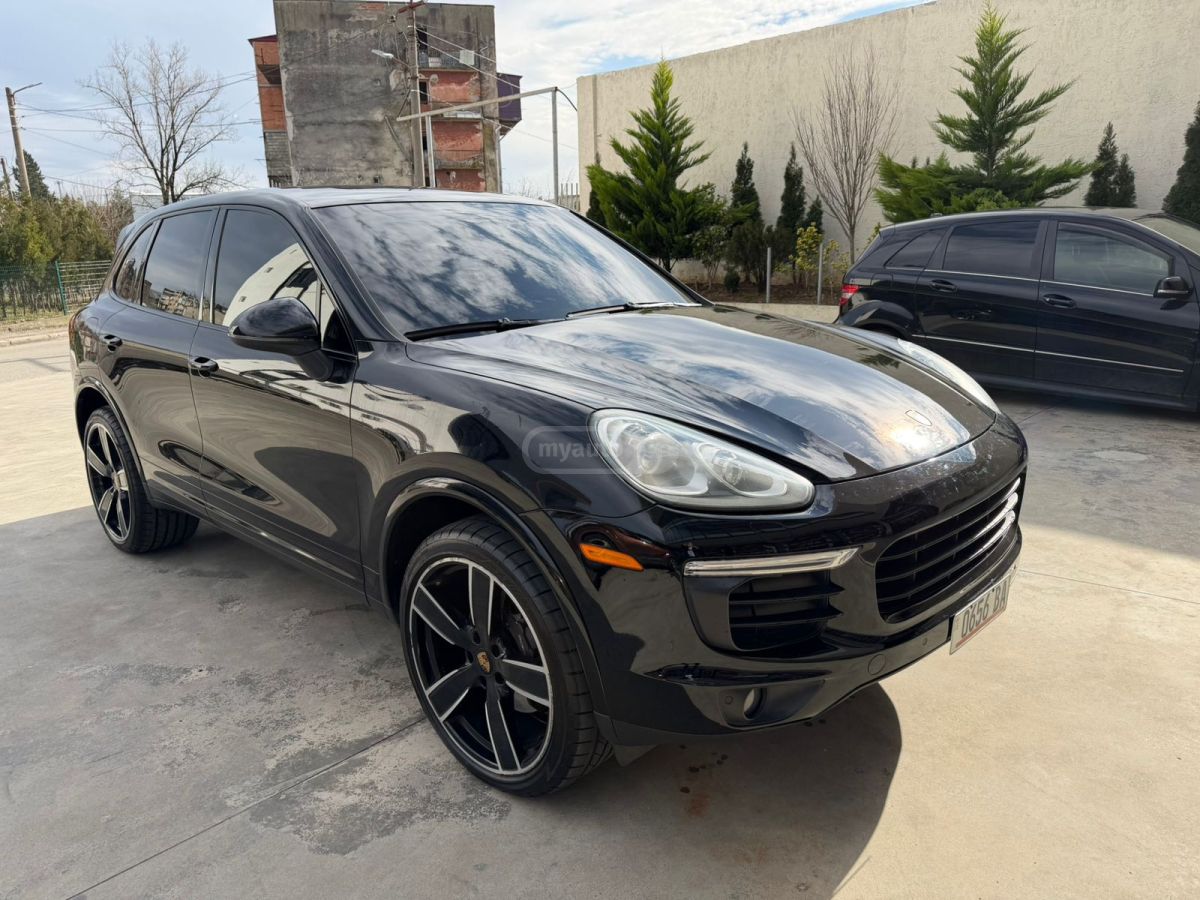 Porsche Cayenne 2017 — photo 2