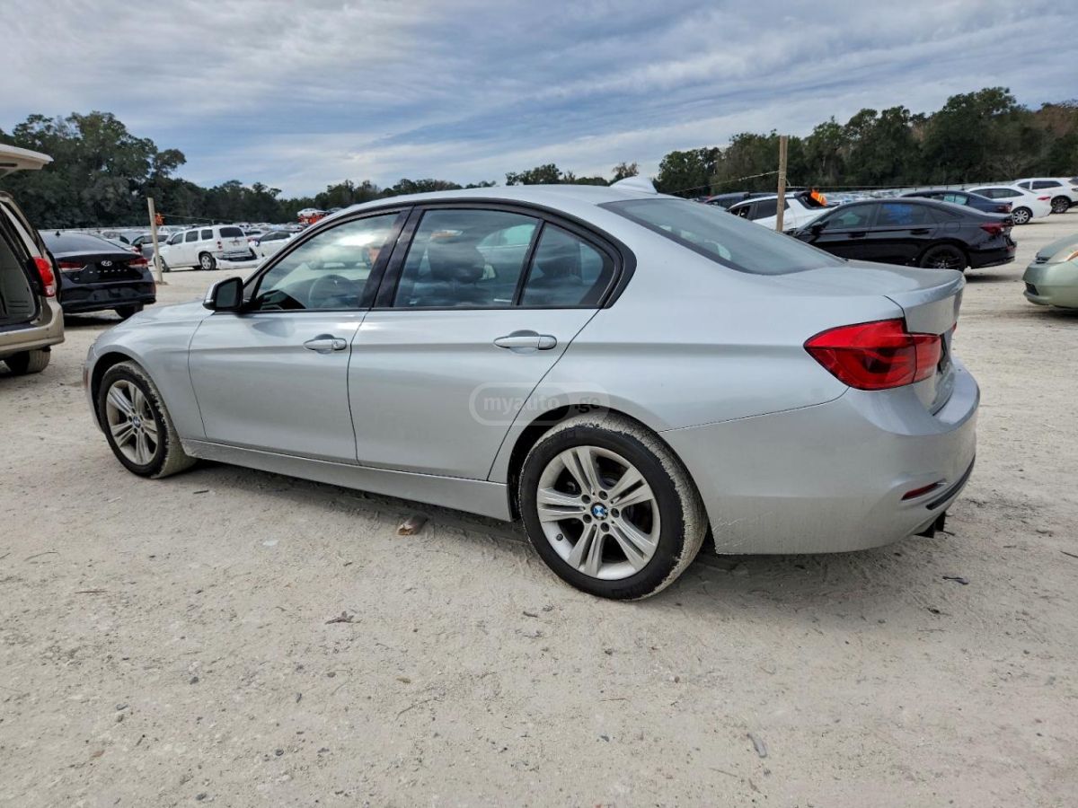 BMW 328 2016 — photo 2