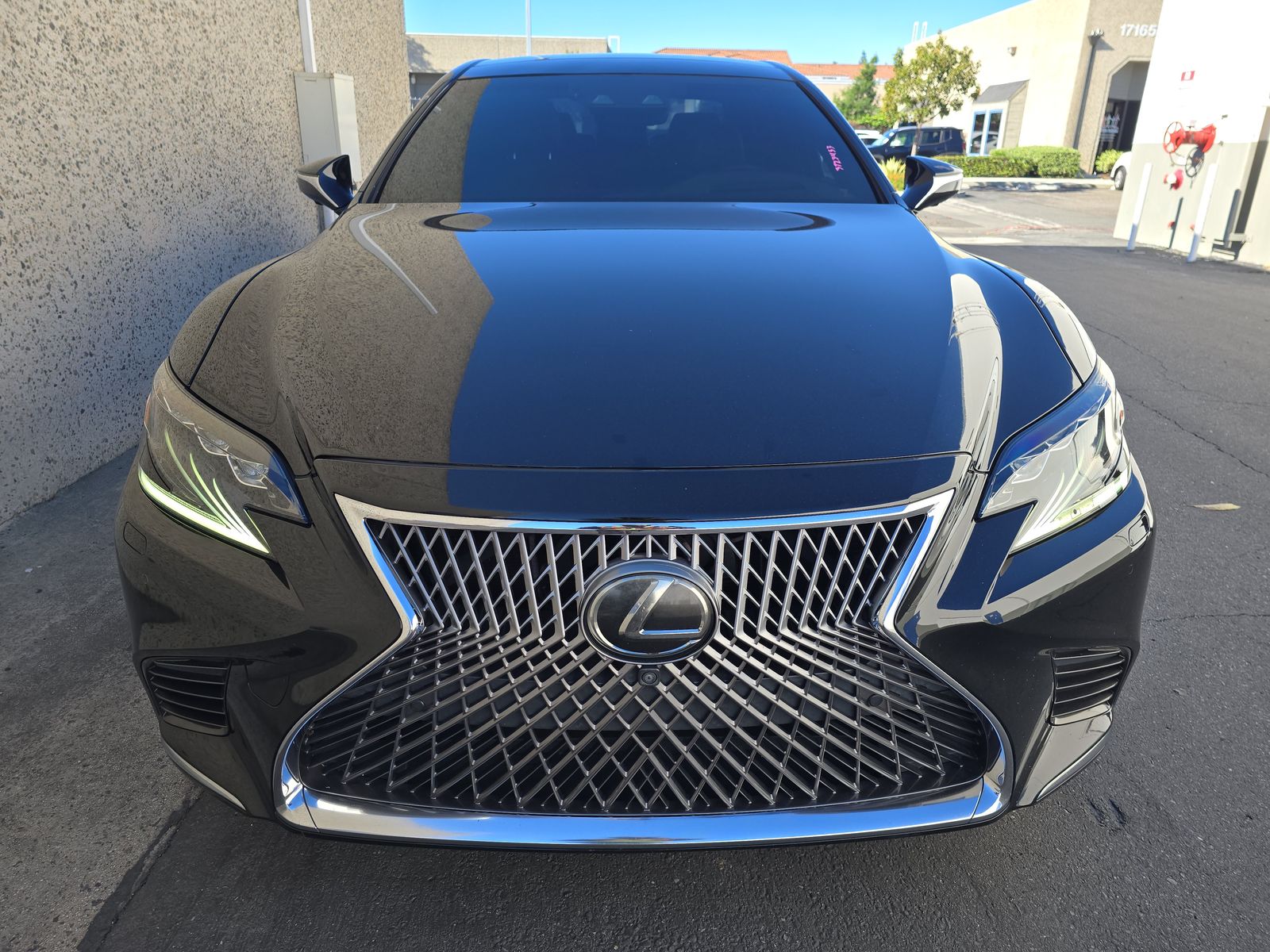 Lexus LS 500 2018 — photo 2