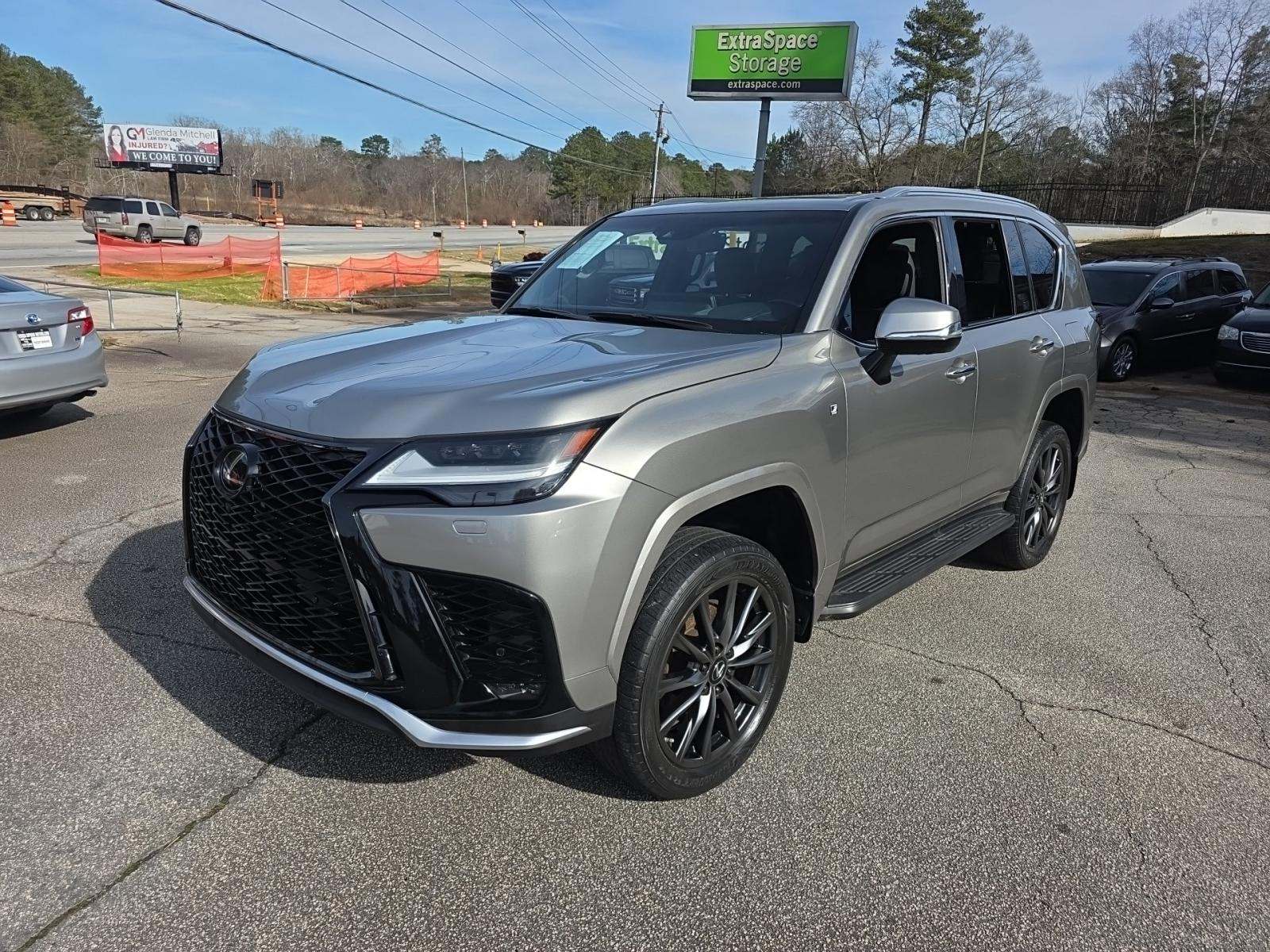 Lexus LX 600