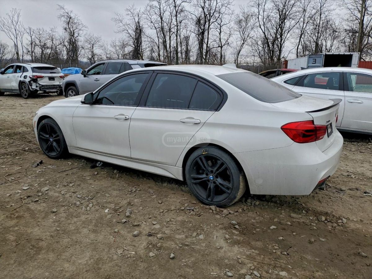 BMW 340 2016 — photo 2