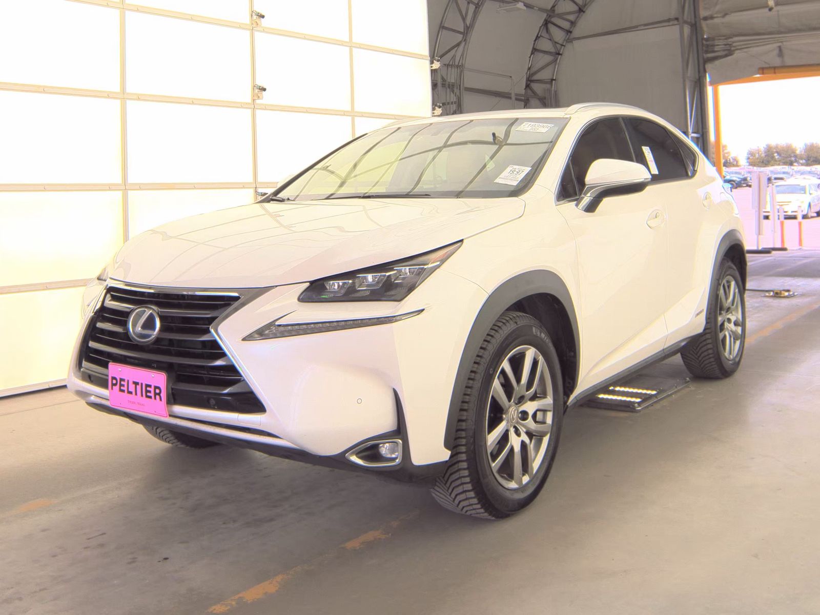 Lexus NX 300