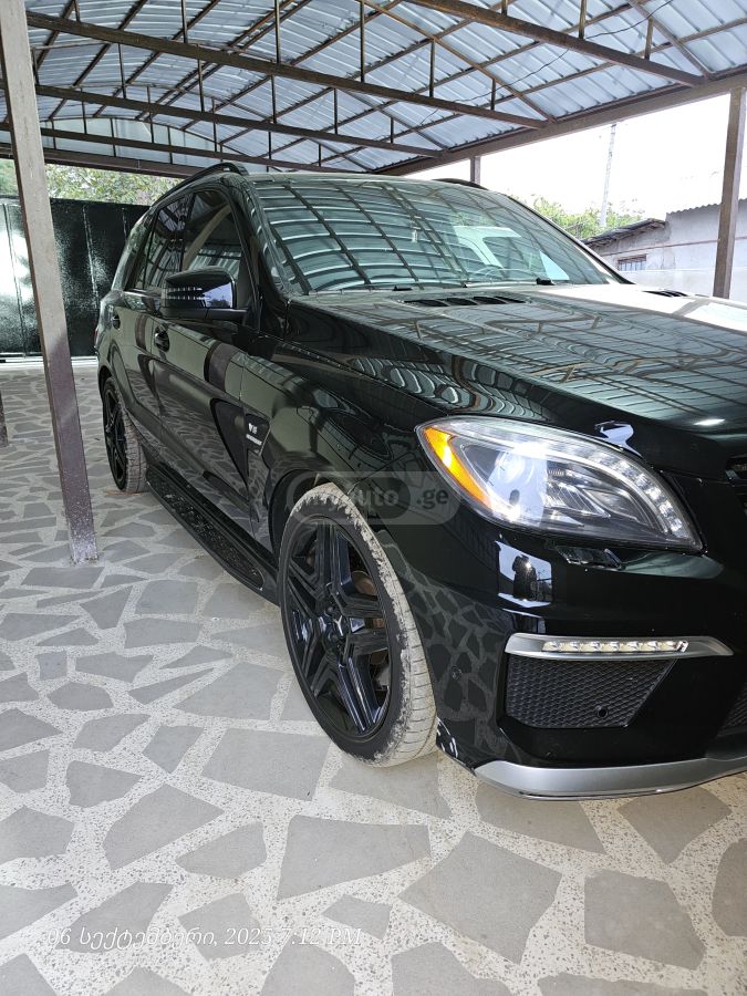 Mercedes-Benz ML 63 AMG 2015 — photo 2