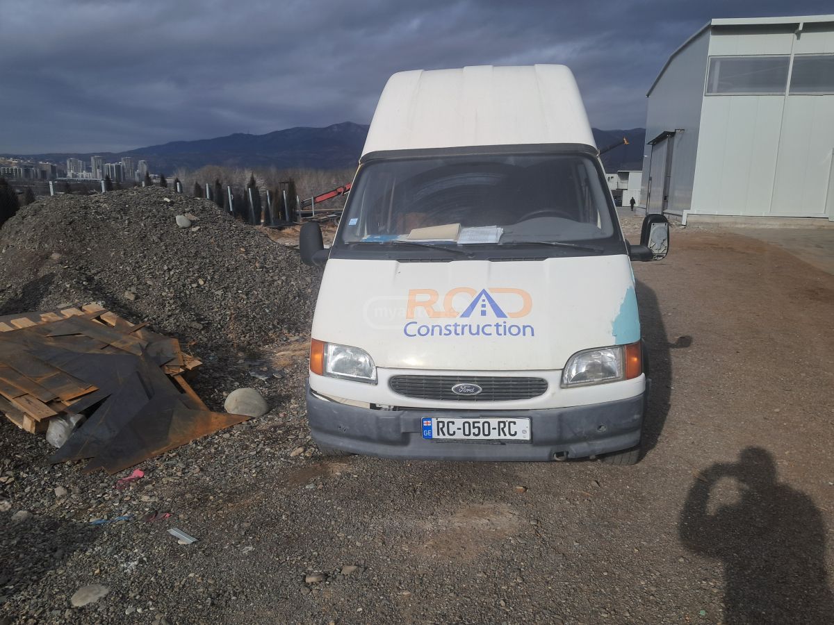 Ford Transit 1997 — photo 2