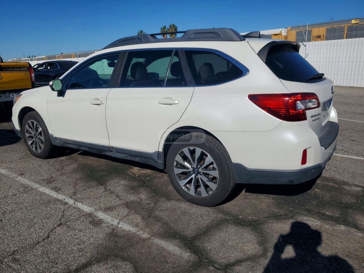 Subaru Outback 2017 — photo 2