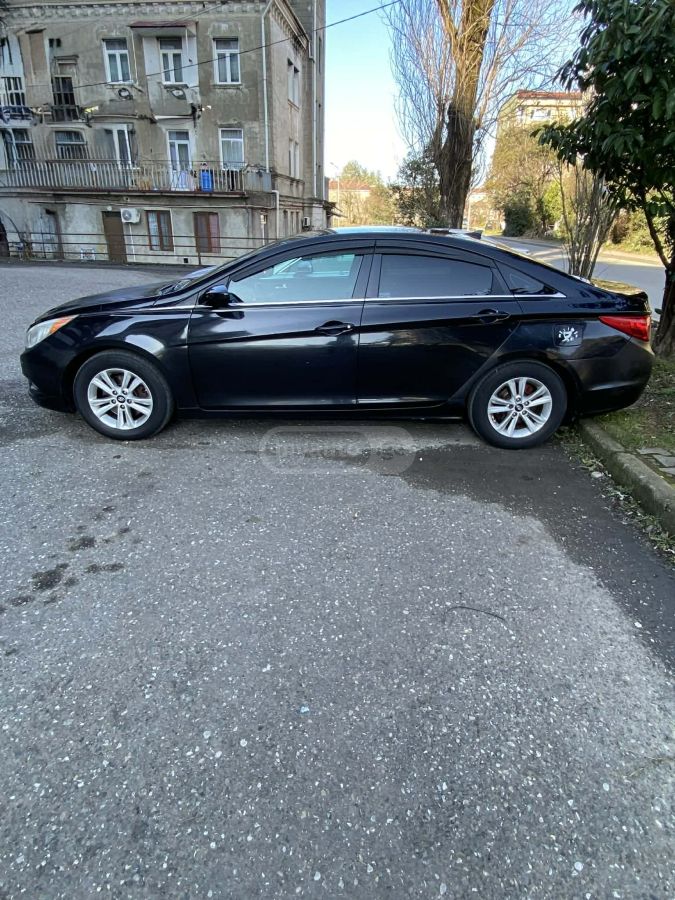 Hyundai Sonata 2013 — photo 2
