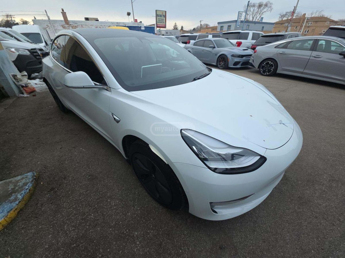 Tesla Model 3 2020 — photo 2