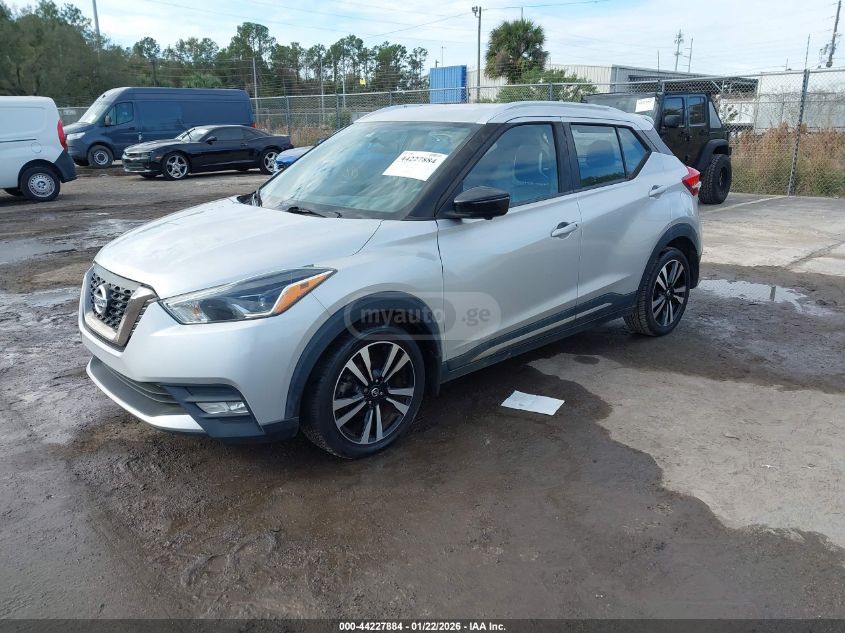 Nissan Kicks 2019 — photo 2