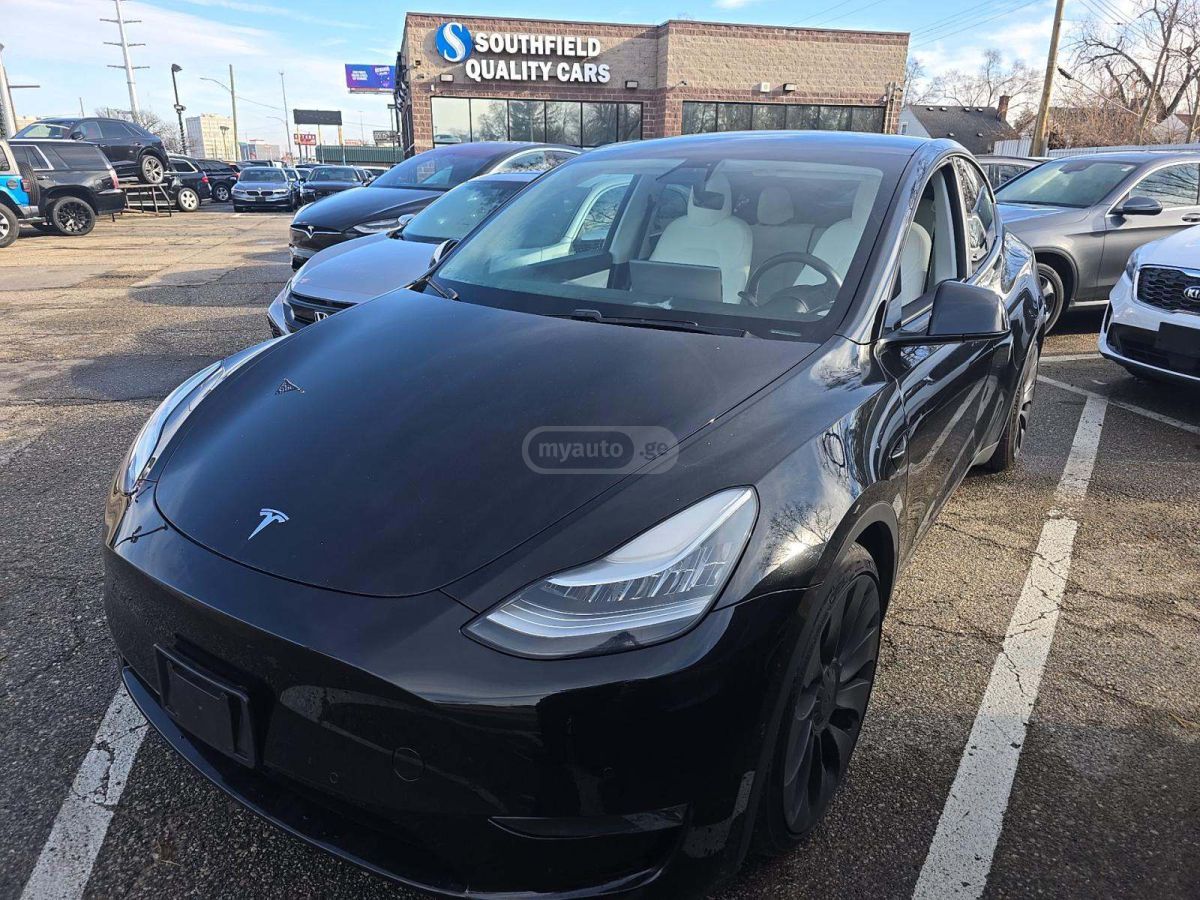 Tesla Model Y