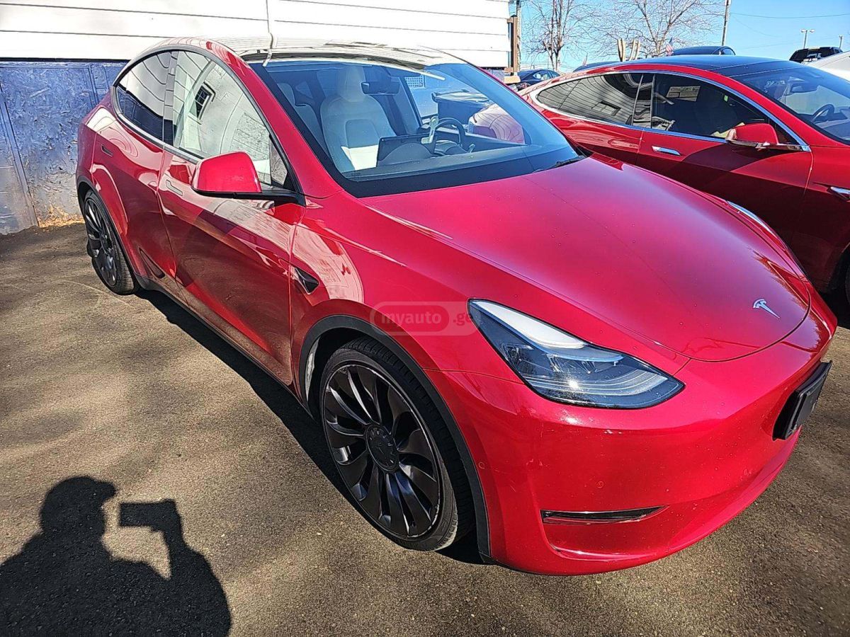 Tesla Model Y 2021 — photo 2