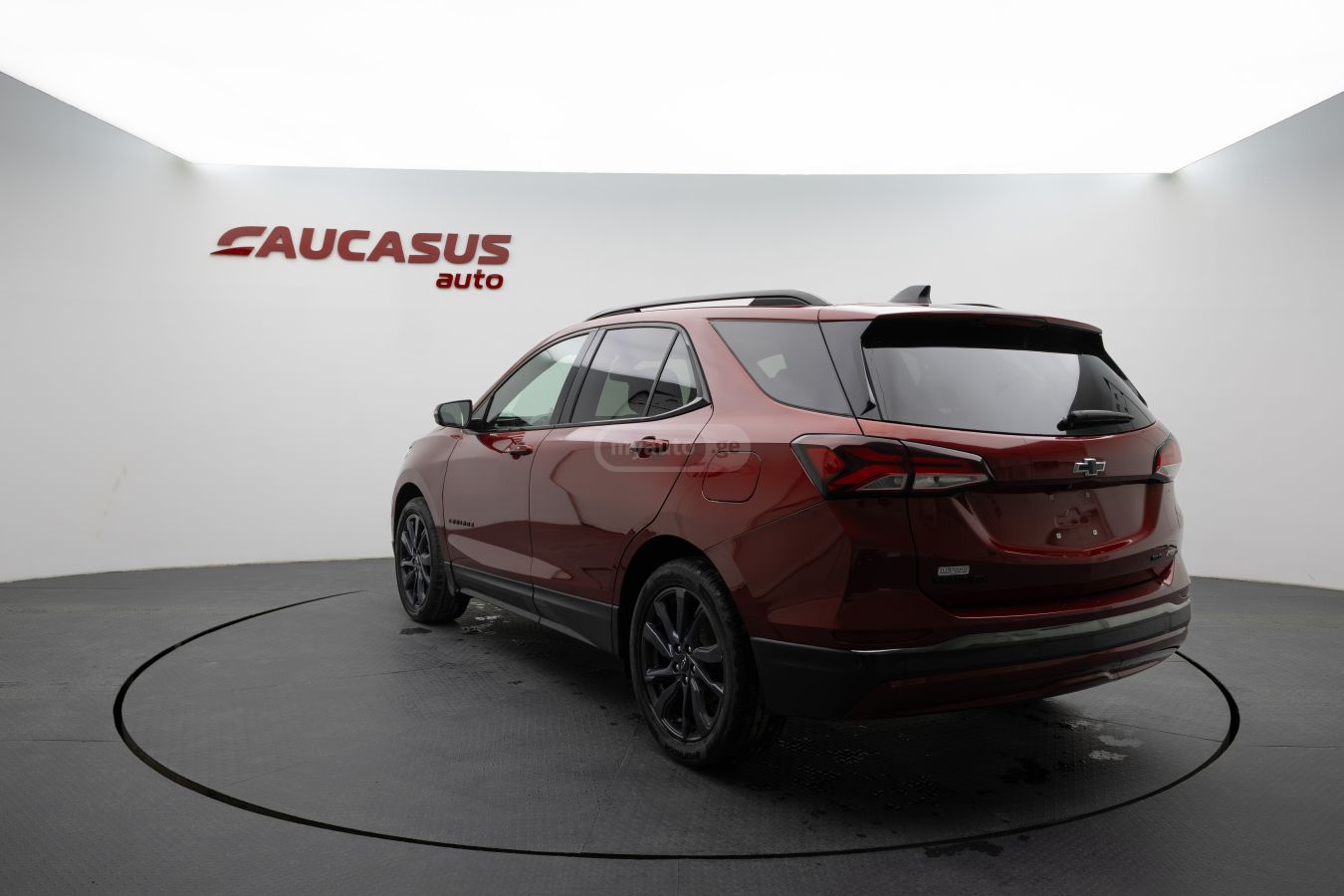 Chevrolet Equinox 2023 — photo 2