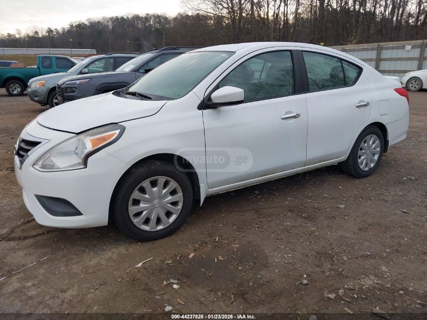 Nissan Versa