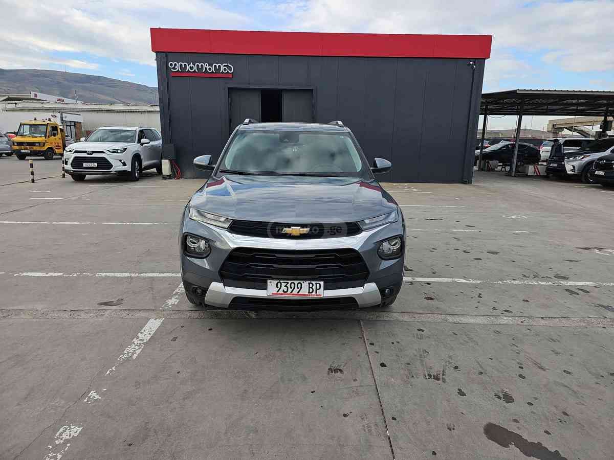 Chevrolet Trailblazer 2021 — photo 2