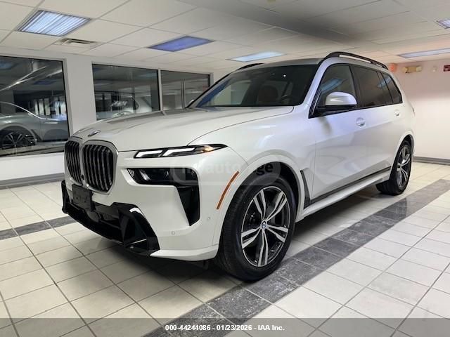 BMW X7 2026 — photo 2