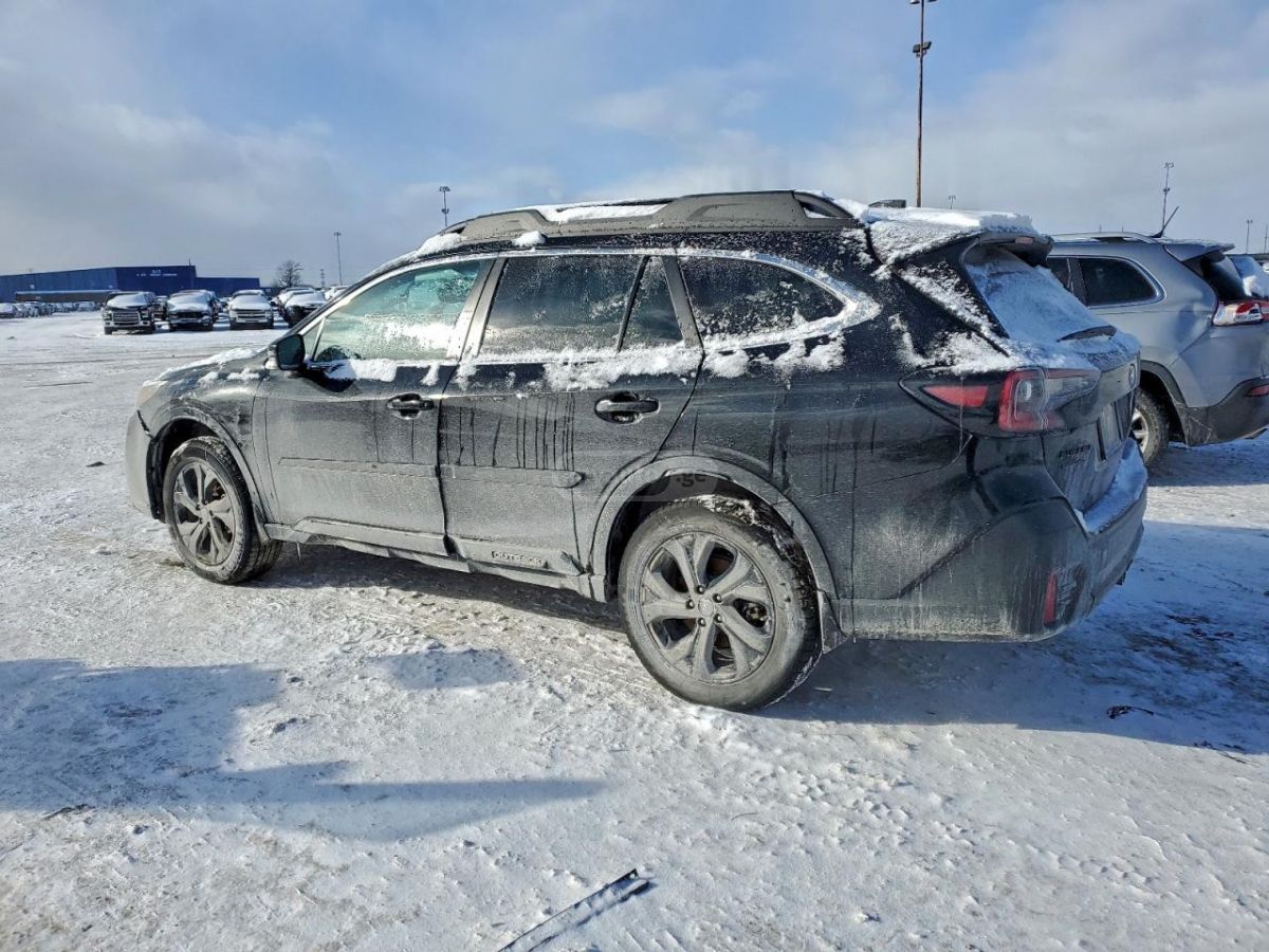 Subaru Outback 2022 — photo 2