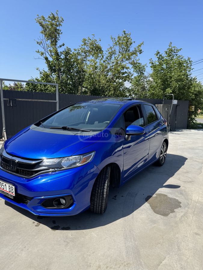 Honda FIT 2017 — photo 2