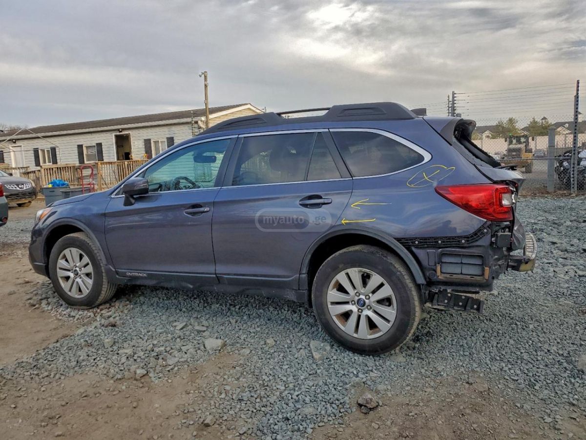 Subaru Outback 2017 — photo 2